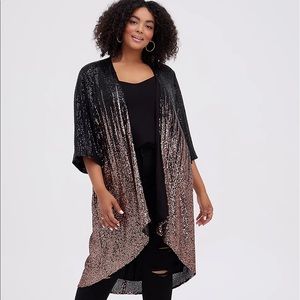 Torrid Sz 1 Black and Gold Ombré Kimono